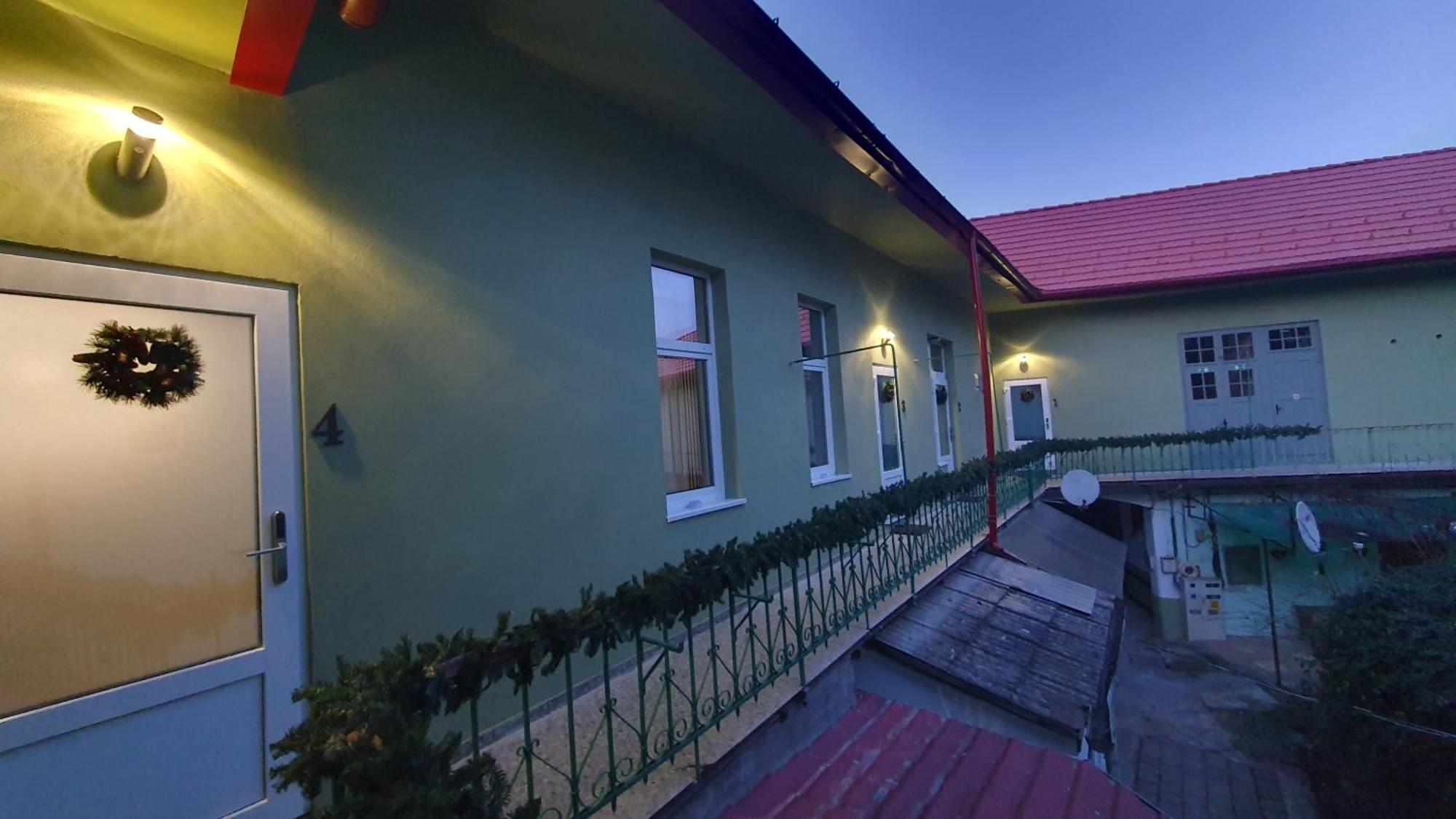 Hotel Casa Basarab Braşov Exterior foto